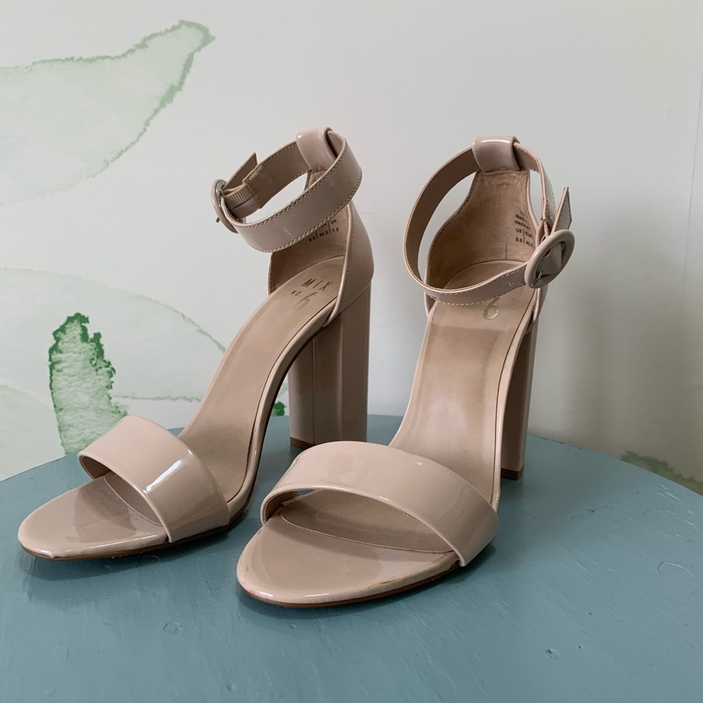 Cute Tall Nude Heels!